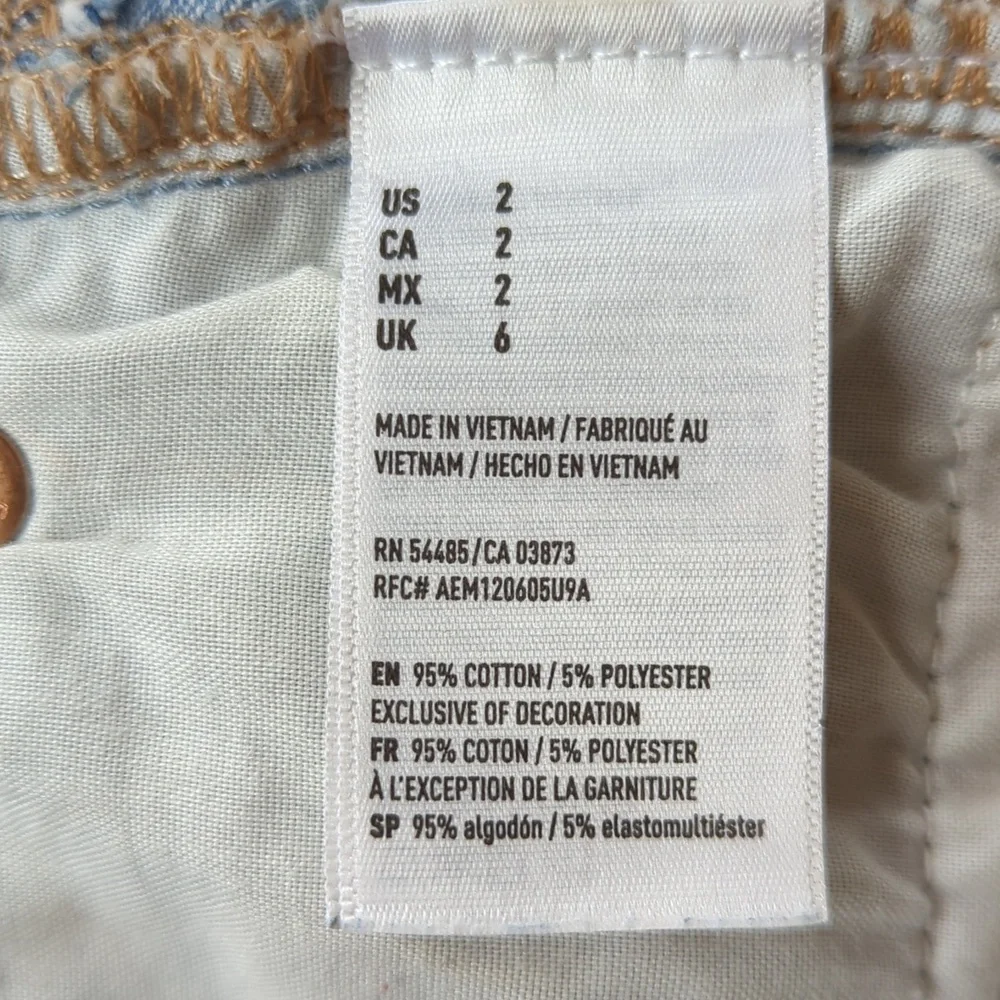 AEO Distressed Tom Girl Shortie Ripped Distressed Frayed Jean Shorts 2 Blue - Picture 2 of 15